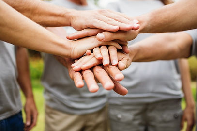 Démarches collectives - mains jointes