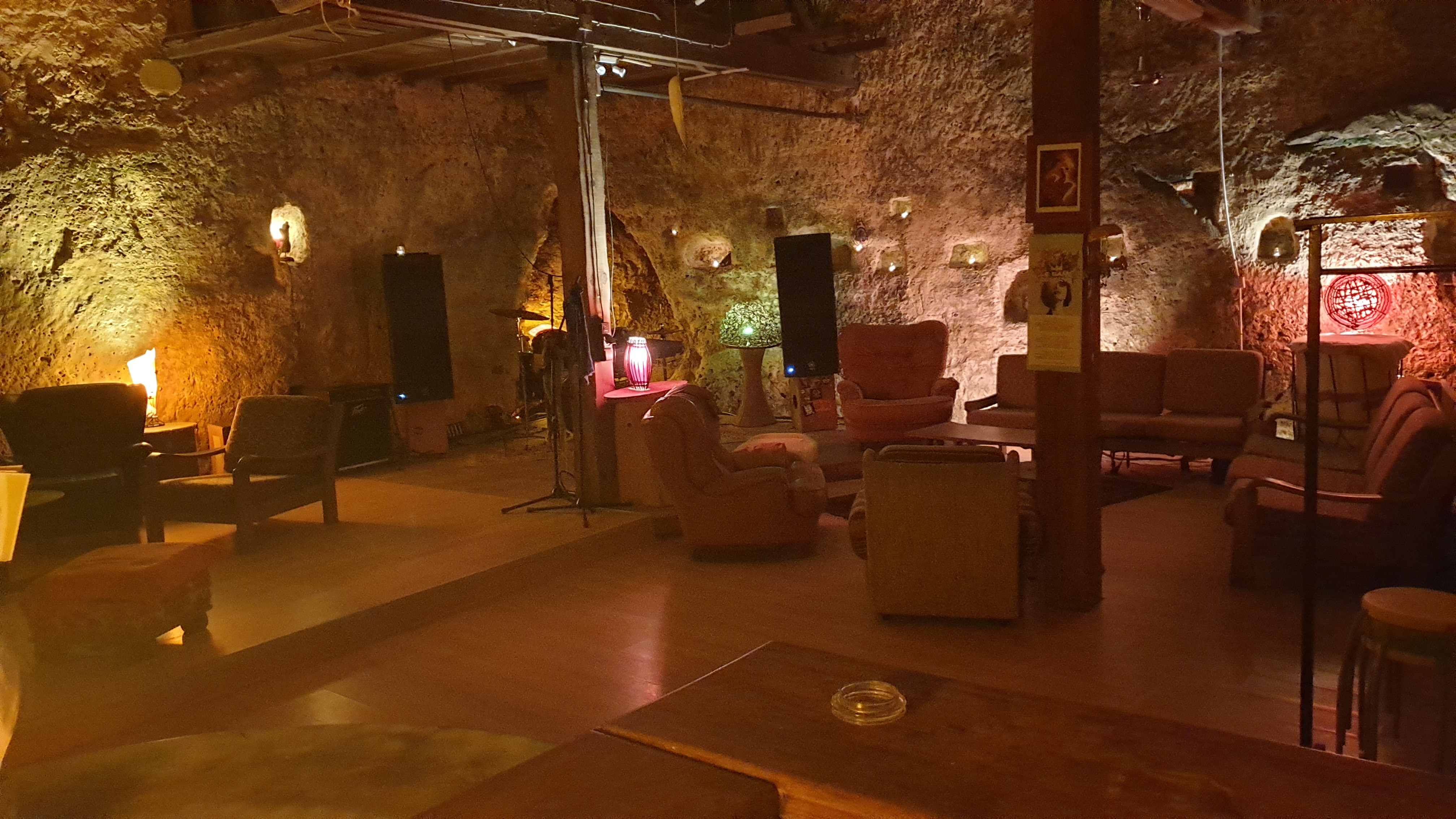 Le lieu — extérieur